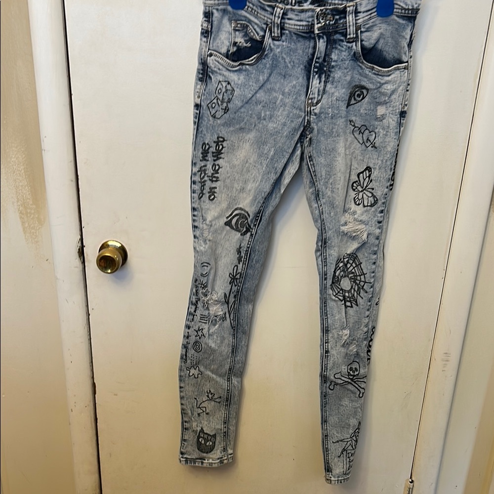 Rogue Jeans Size 30W